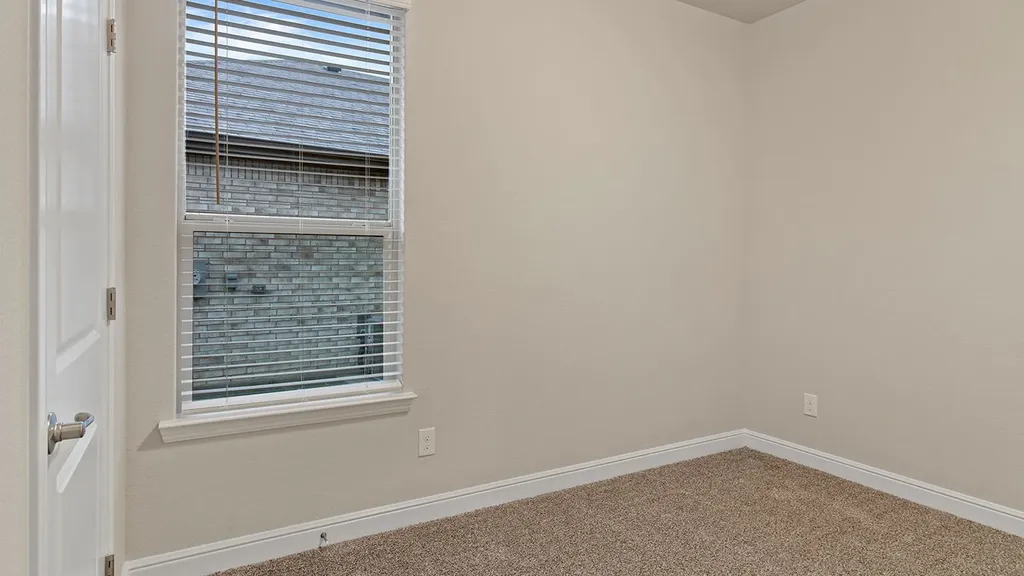 1449 Canterbury Trail Desoto TX 75115