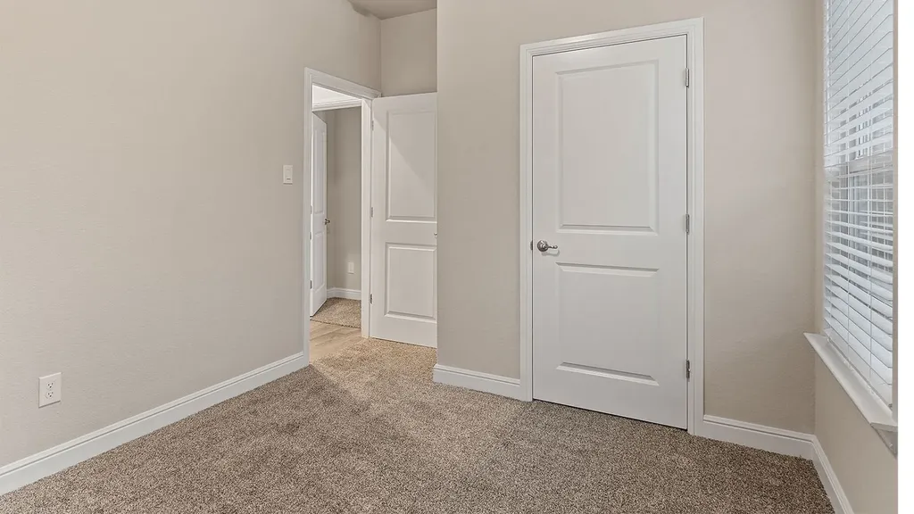 1449 Canterbury Trail Desoto TX 75115