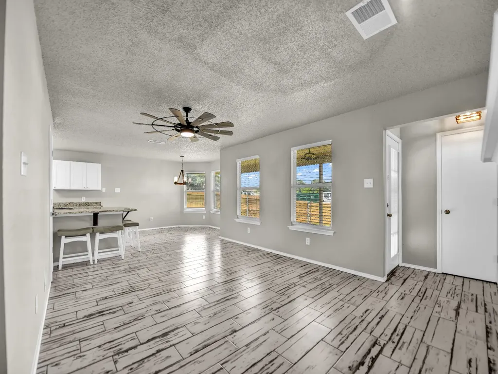 617 Oak View Court Azle TX 76020