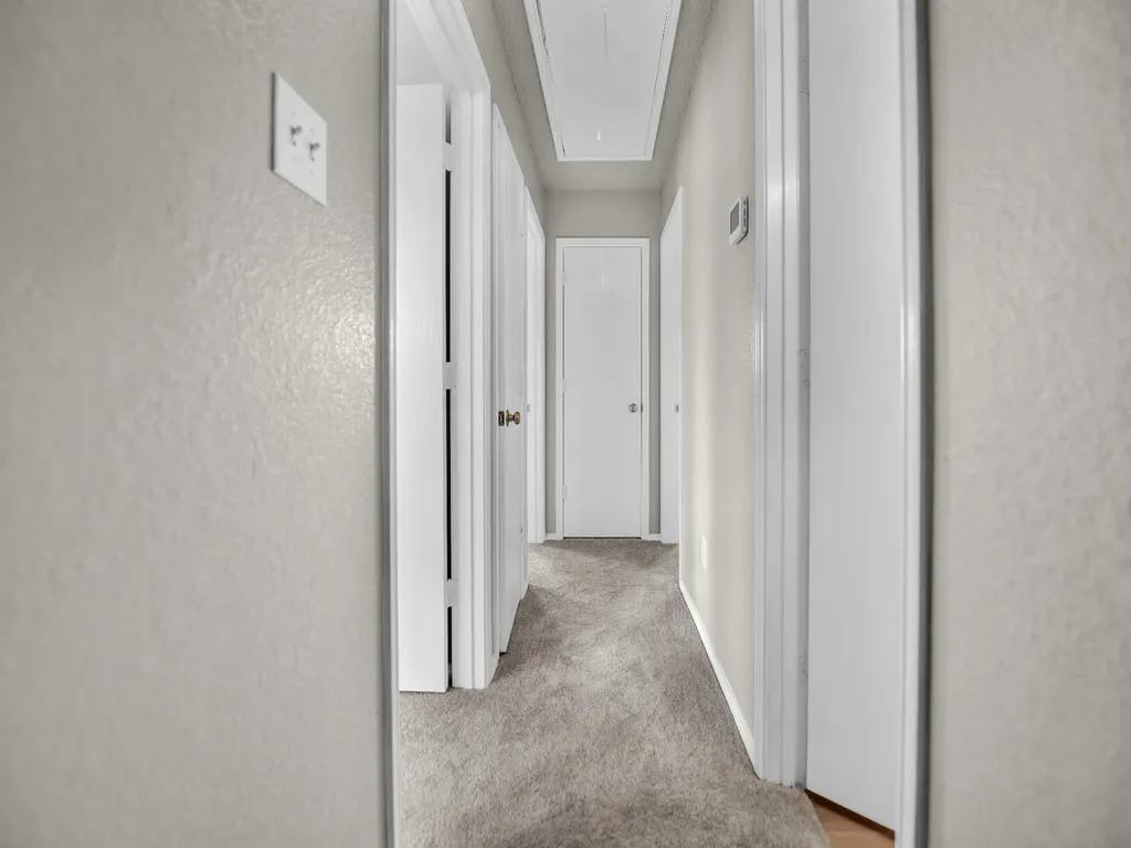 617 Oak View Court Azle TX 76020
