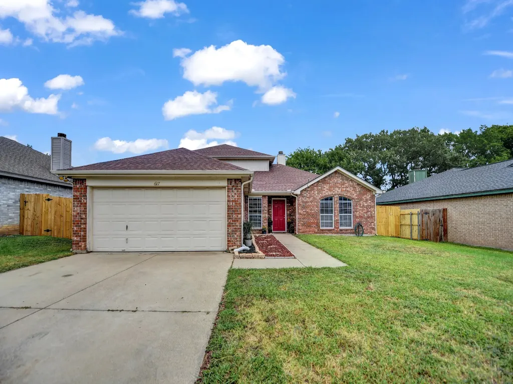 617 Oak View Court Azle TX 76020