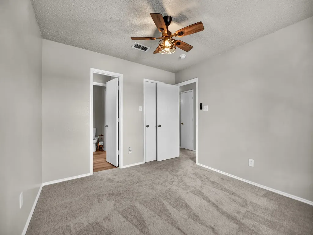 617 Oak View Court Azle TX 76020