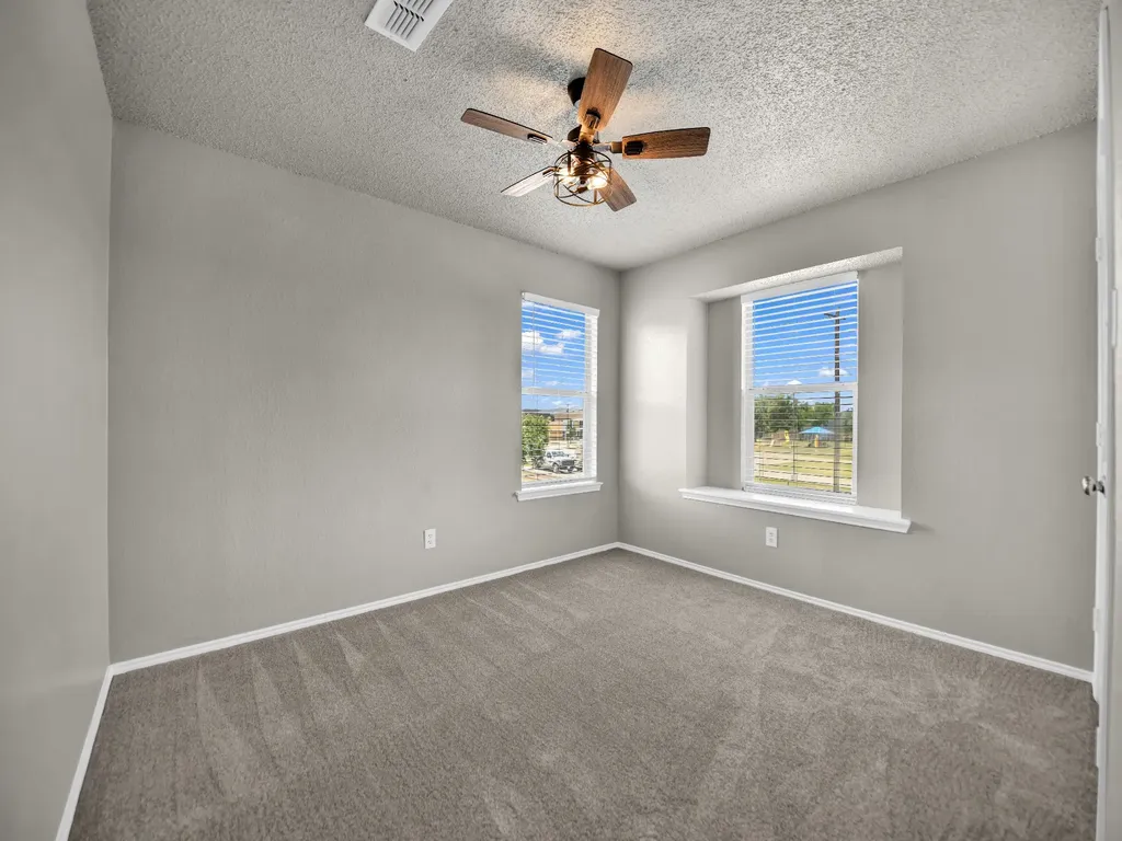 617 Oak View Court Azle TX 76020