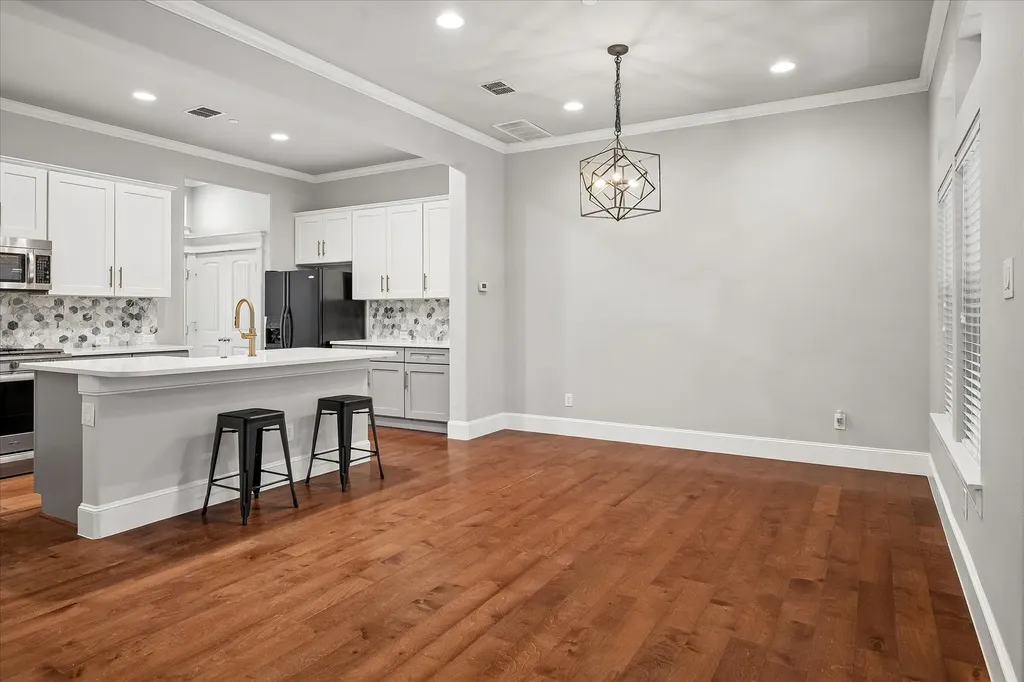 1600 Abrams Road Dallas TX 75214