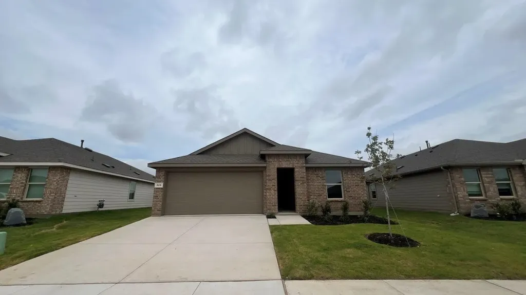 529 Babbling Brook Drive Denton TX 76259