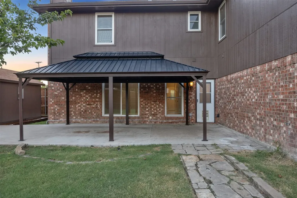 753 Summerfield Drive Allen TX 75002