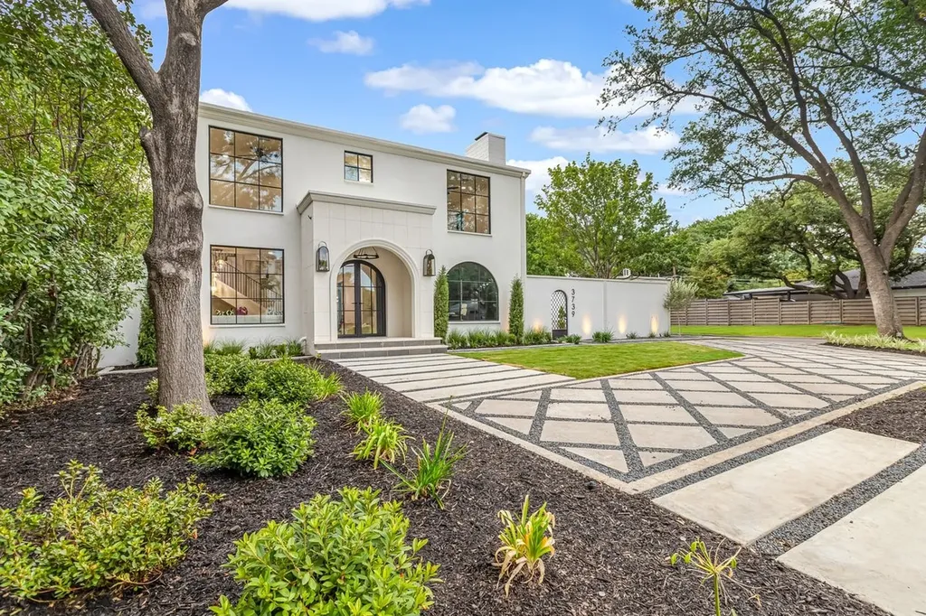 3739 N Versailles Avenue Dallas TX 75209