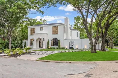3739 N Versailles Avenue Dallas TX 75209
