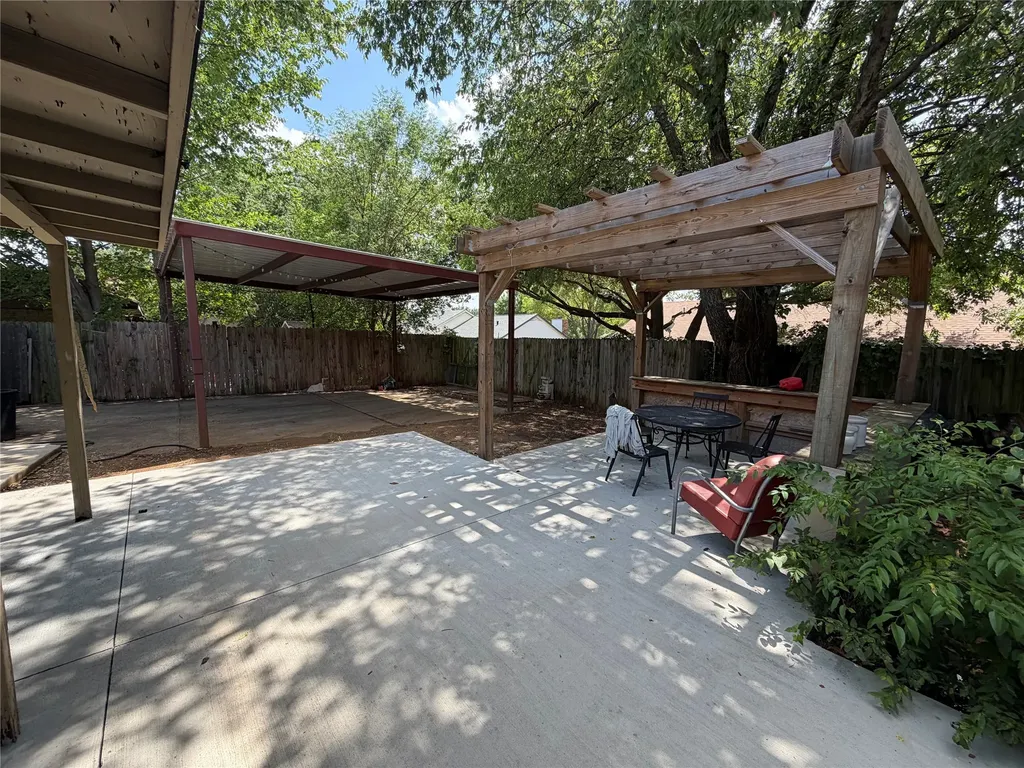 2907 Hilltop Drive Euless TX 76039