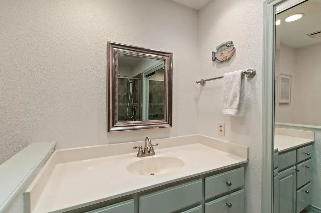 120 Los Peces Gun Barrel City TX 75156