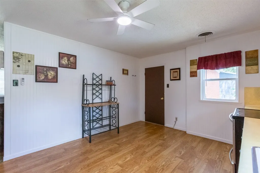 1702 N Avenue G Haskell TX 79521