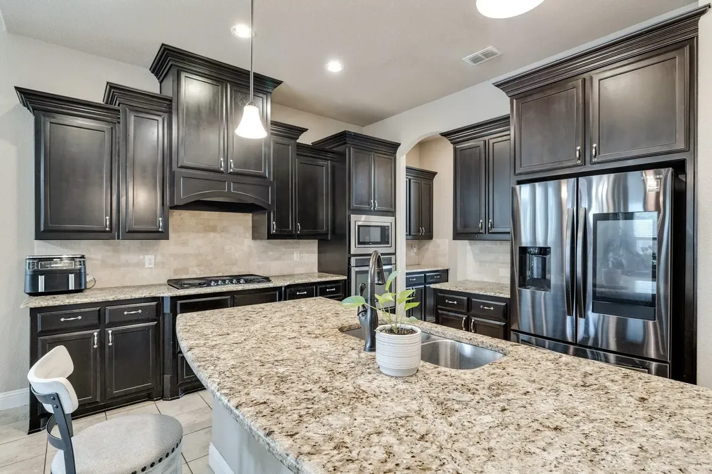 7148 Chelsea Drive North Richland Hills TX 76180