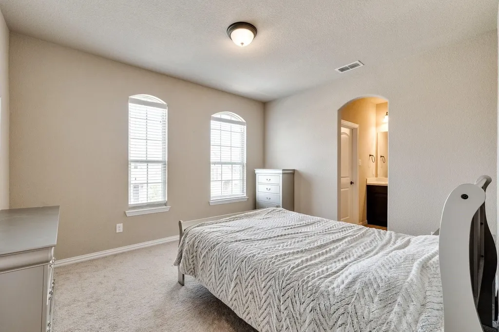7148 Chelsea Drive North Richland Hills TX 76180
