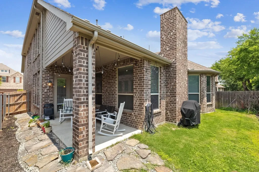 7148 Chelsea Drive North Richland Hills TX 76180