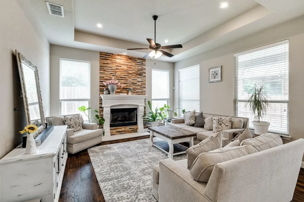 7148 Chelsea Drive North Richland Hills TX 76180