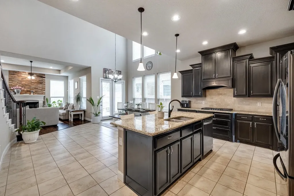 7148 Chelsea Drive North Richland Hills TX 76180
