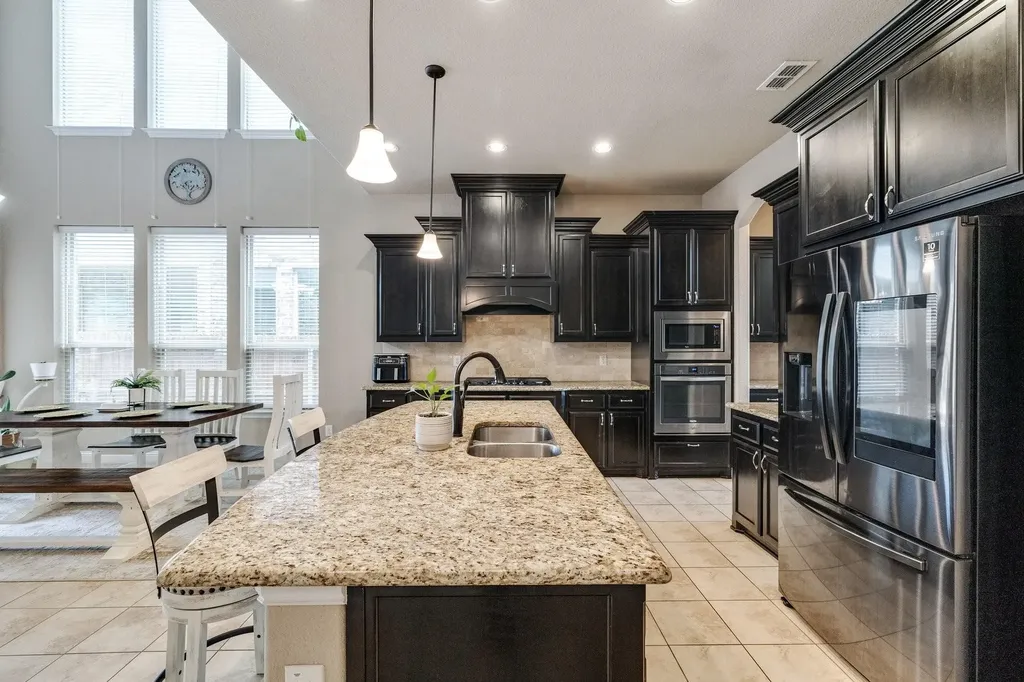 7148 Chelsea Drive North Richland Hills TX 76180