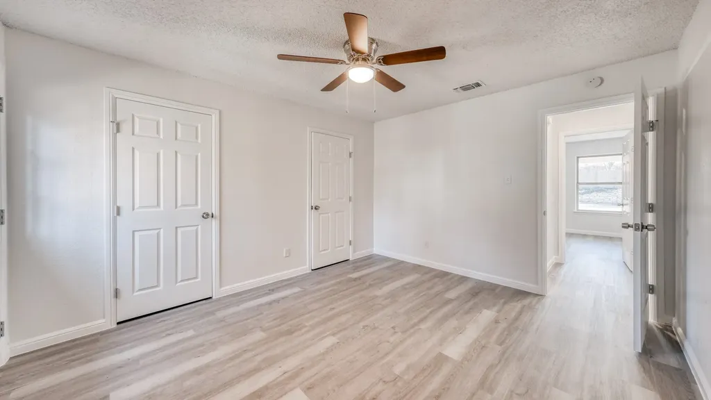 1014-A Lynn Street Weatherford TX 76086