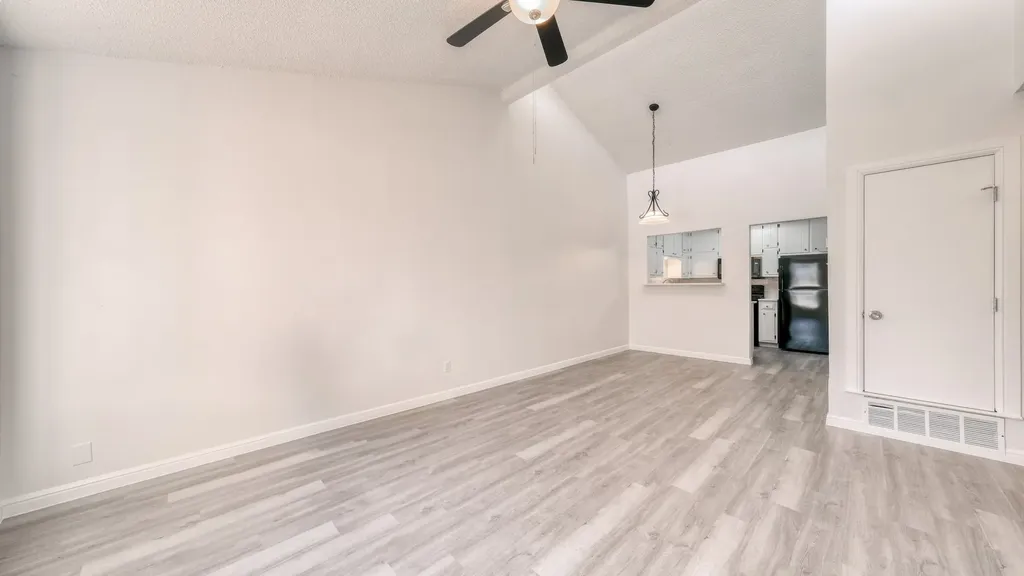 1014-A Lynn Street Weatherford TX 76086