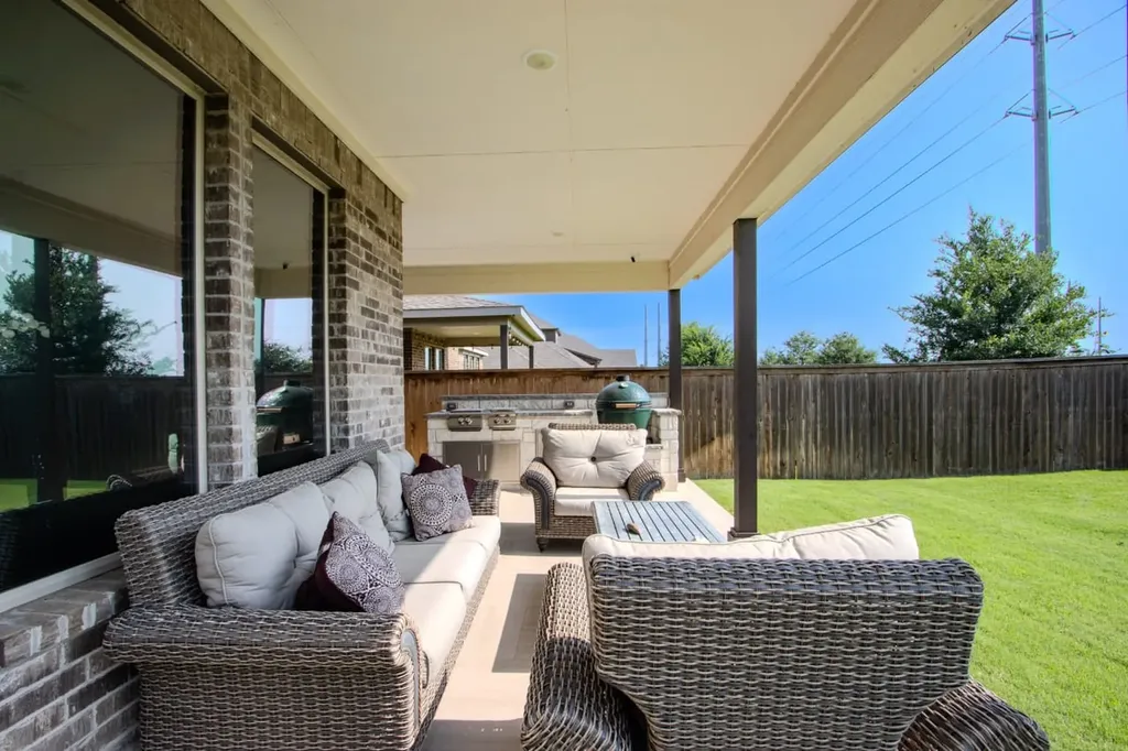 1512 Eleanor Drive Fort Worth TX 76052