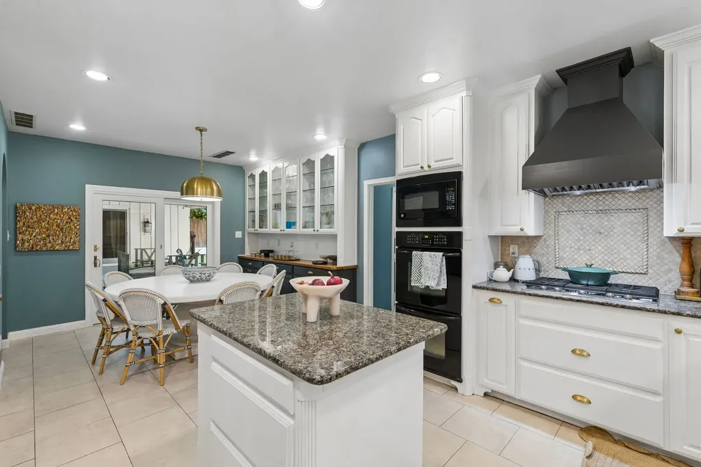 10148 Dentport Drive Dallas TX 75238