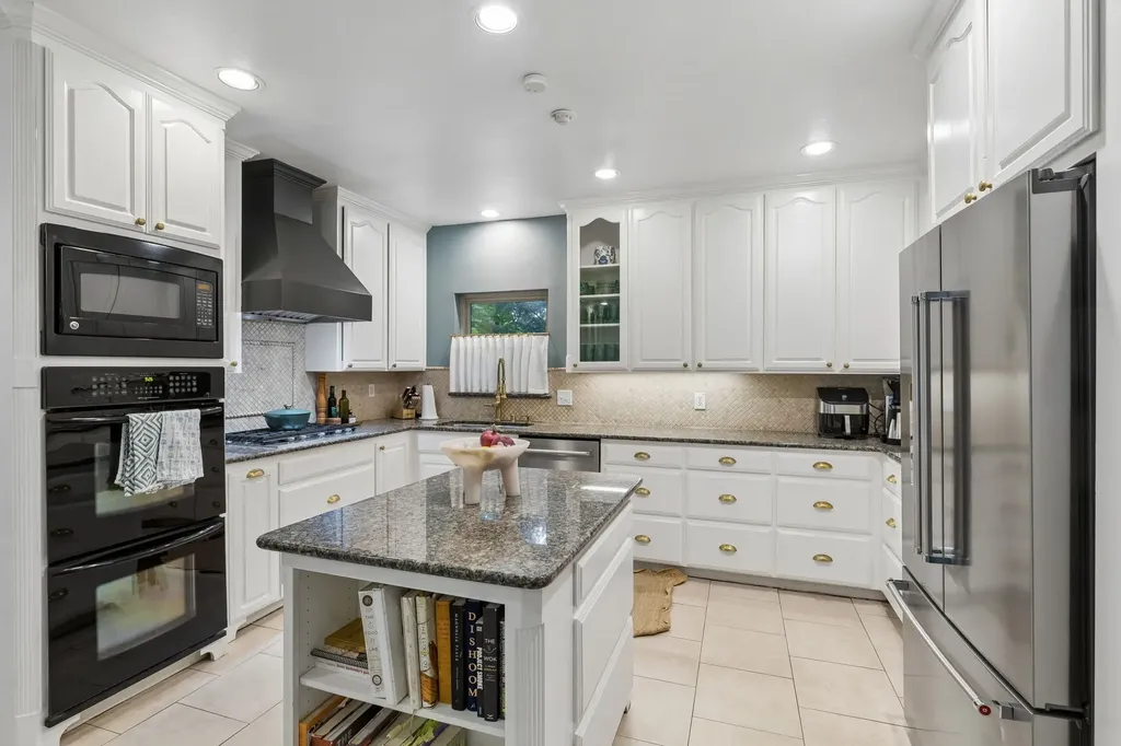 10148 Dentport Drive Dallas TX 75238