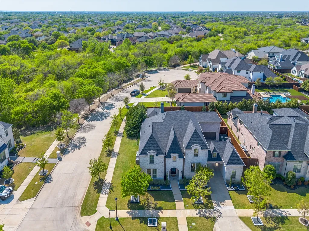 10215 Blackenhurst Lane Frisco TX 75033