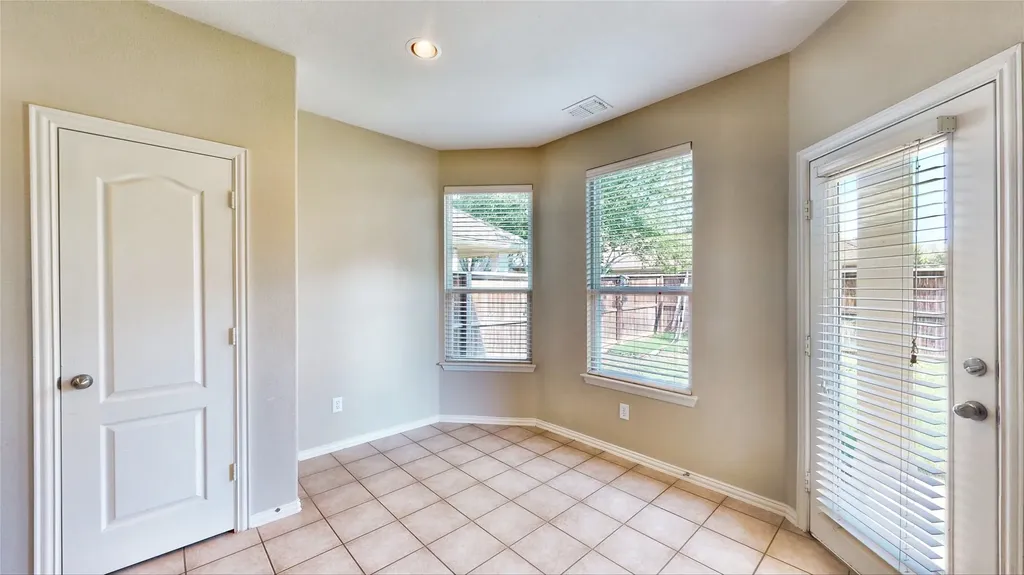 413 Perkins Drive Lantana TX 76226