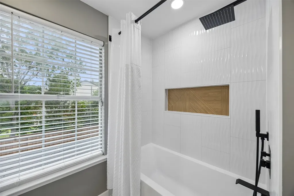 4321 Bradford Drive Grapevine TX 76051