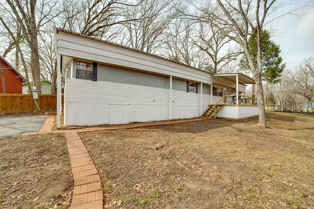 101 Crocker Drive Malakoff TX 75148