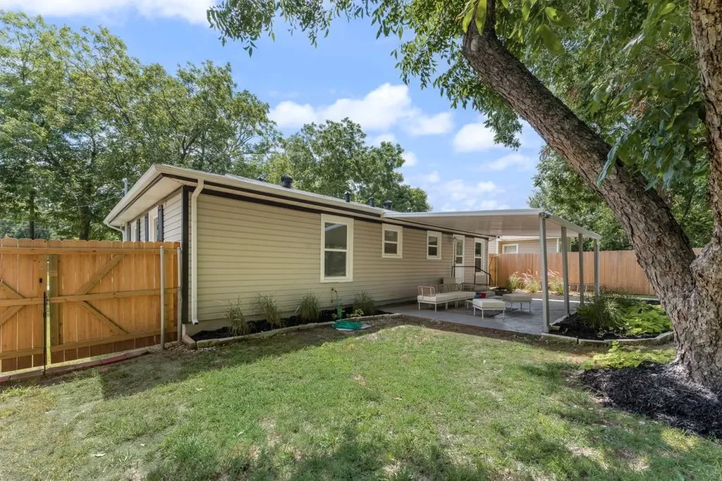 808 W State Street Terrell TX 75160