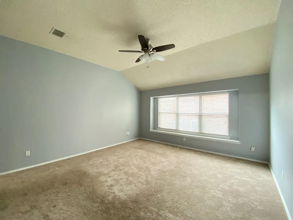 1328 Falcon Hollow Cedar Hill TX 75104