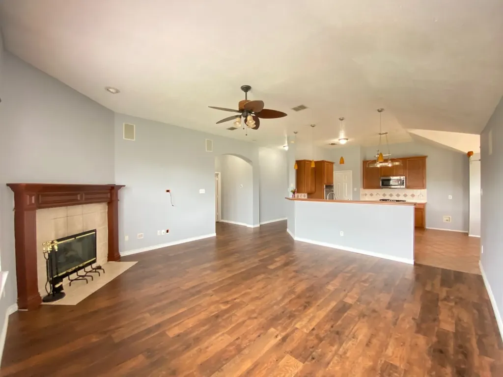 1328 Falcon Hollow Cedar Hill TX 75104