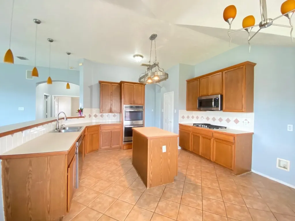 1328 Falcon Hollow Cedar Hill TX 75104
