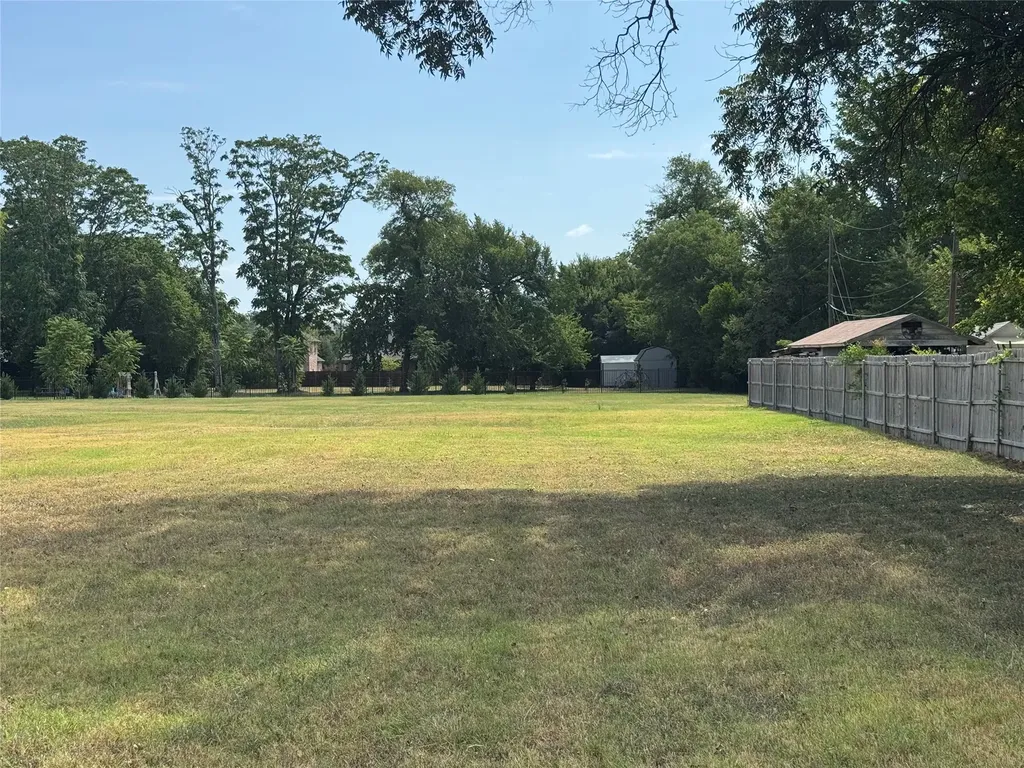 105 Smallwood Drive Westworth Village TX 76114