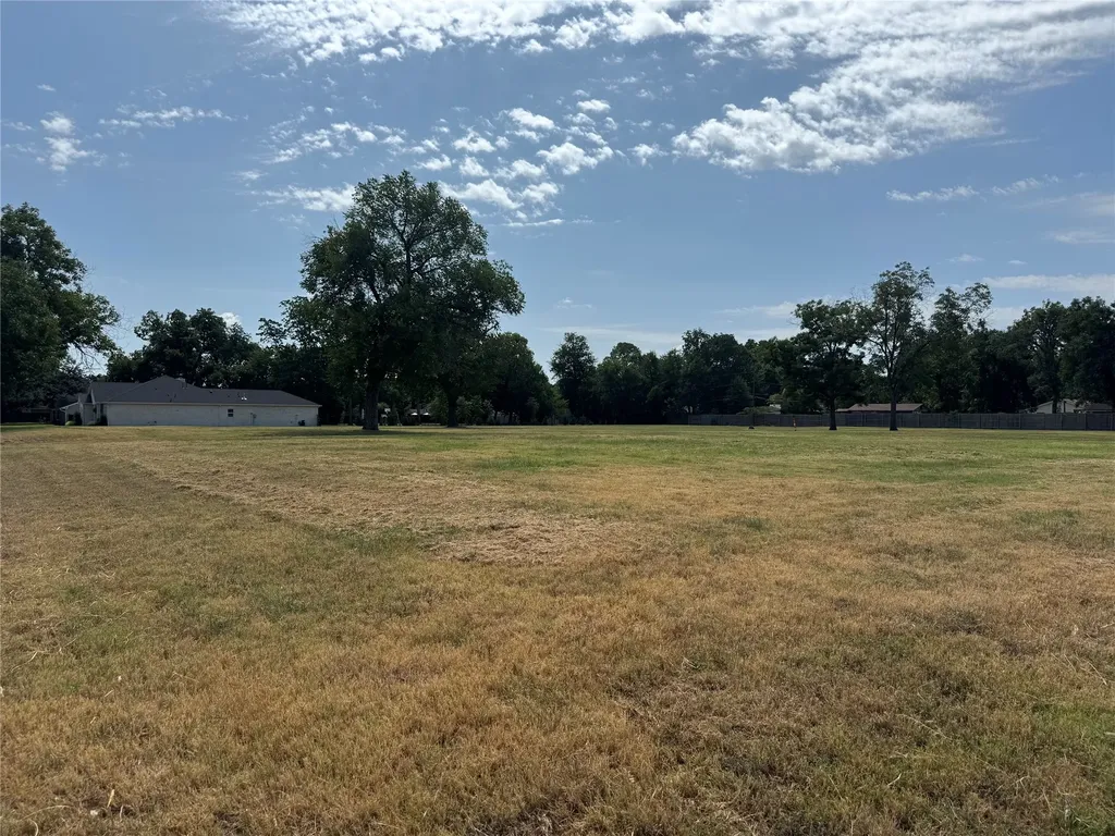 105 Smallwood Drive Westworth Village TX 76114