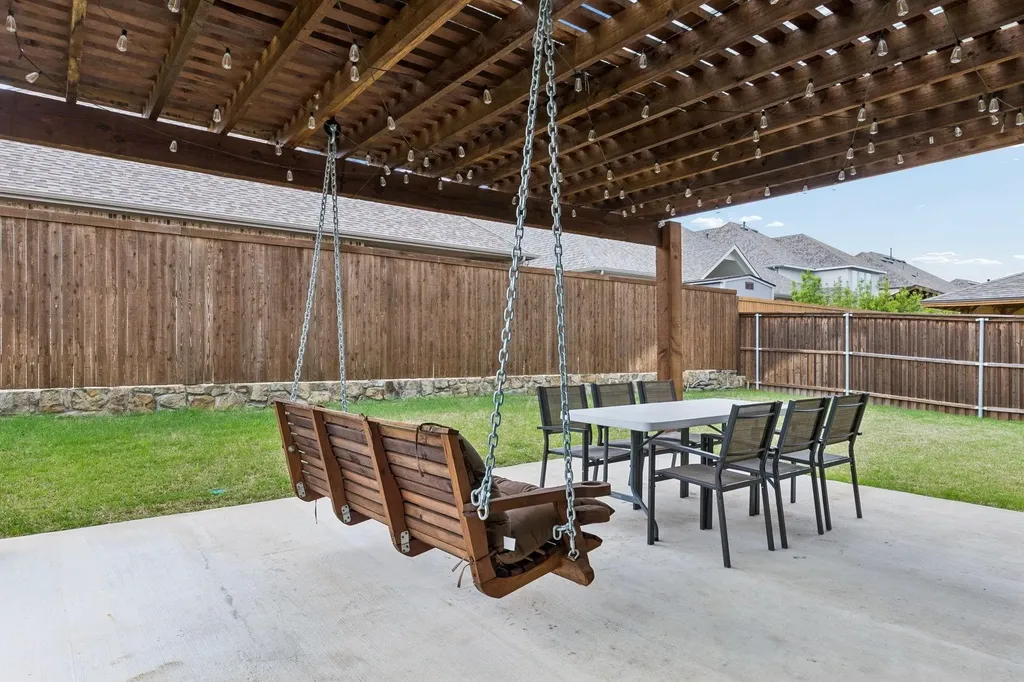 629 Singing Water Drive Rockwall TX 75087