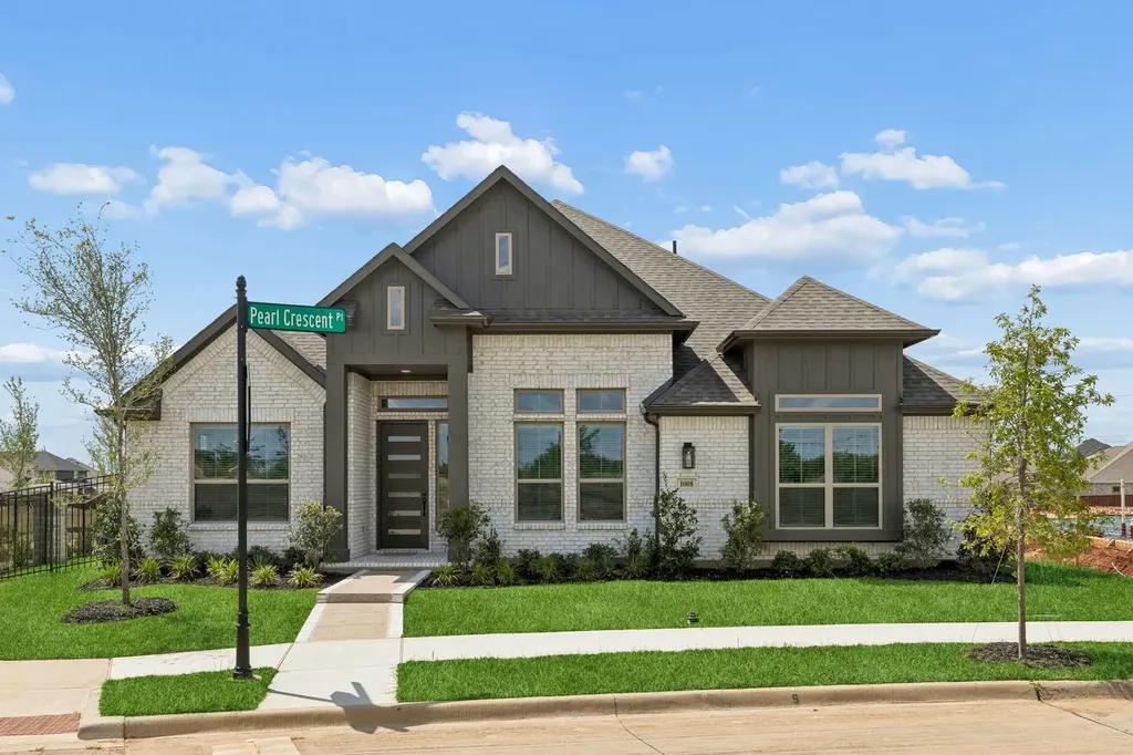 1104 Painted Lady Drive Crowley TX 76036