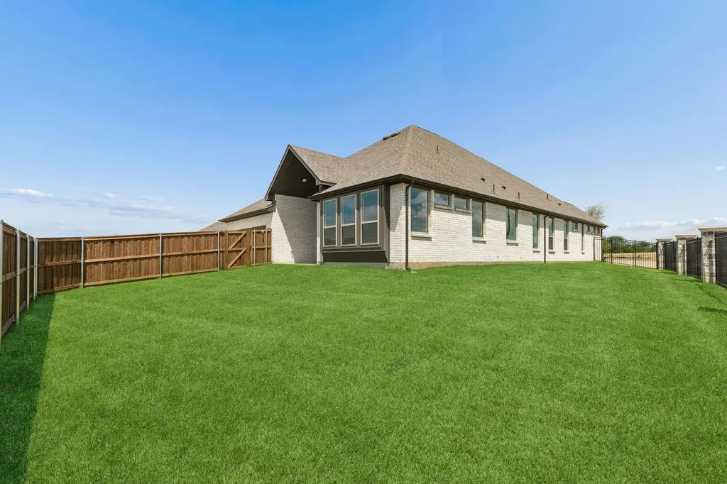 1104 Painted Lady Drive Crowley TX 76036