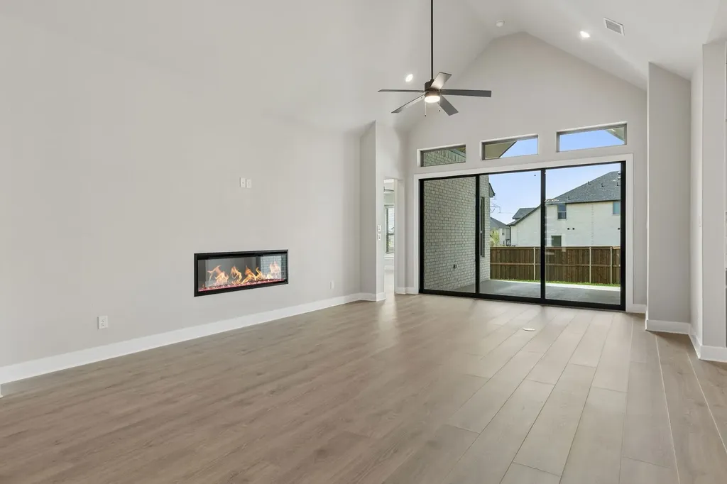 1104 Painted Lady Drive Crowley TX 76036