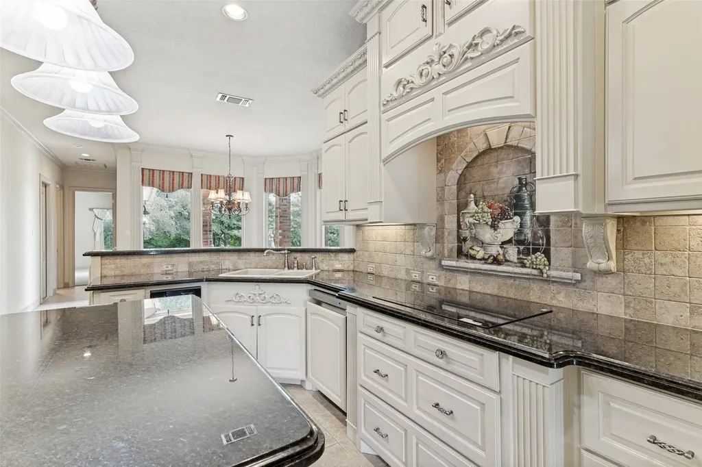 2213 Clear Creek Drive Weatherford TX 76087