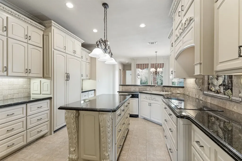 2213 Clear Creek Drive Weatherford TX 76087