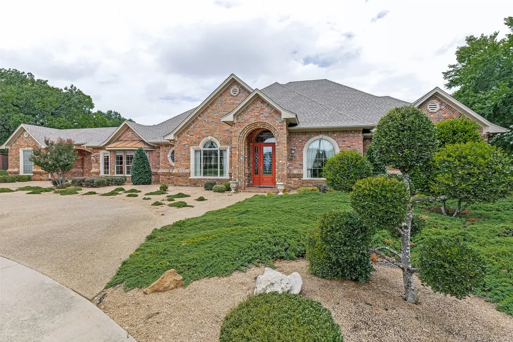 2213 Clear Creek Drive Weatherford TX 76087