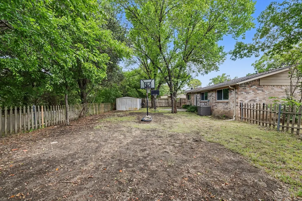 3001 Harvard Street N Irving TX 75062