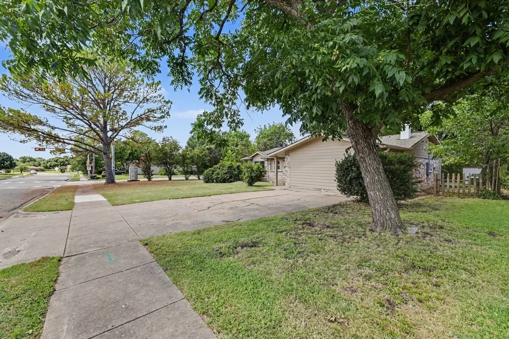 3001 Harvard Street N Irving TX 75062