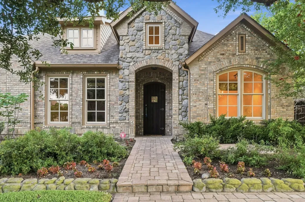 6640 Gretchen Lane Dallas TX 75252