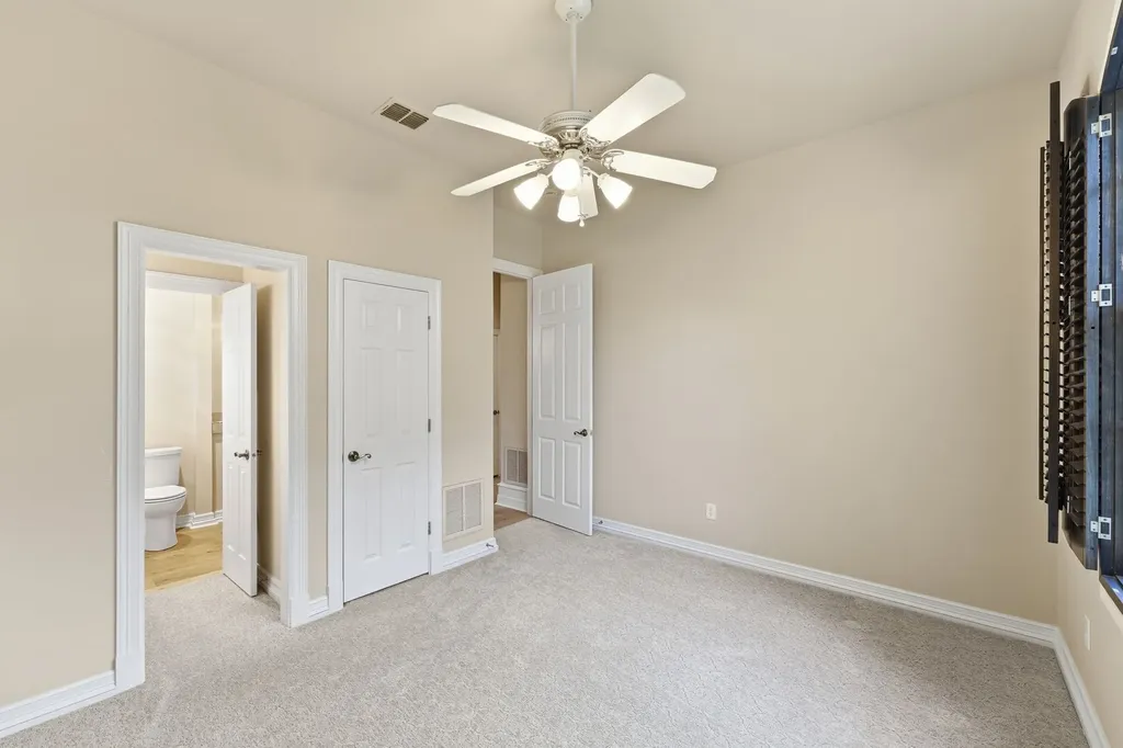6640 Gretchen Lane Dallas TX 75252