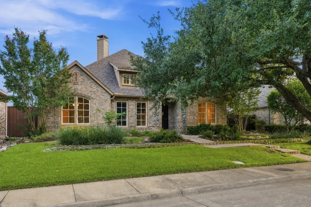 6640 Gretchen Lane Dallas TX 75252