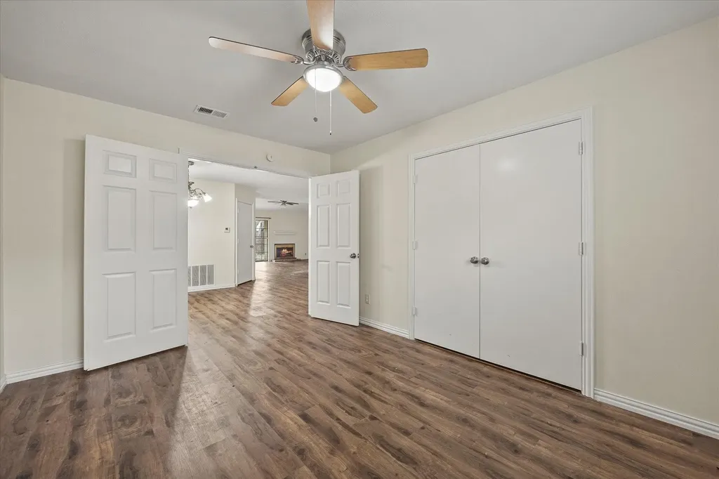 2504 Brook Hollow Court Mesquite TX 75150