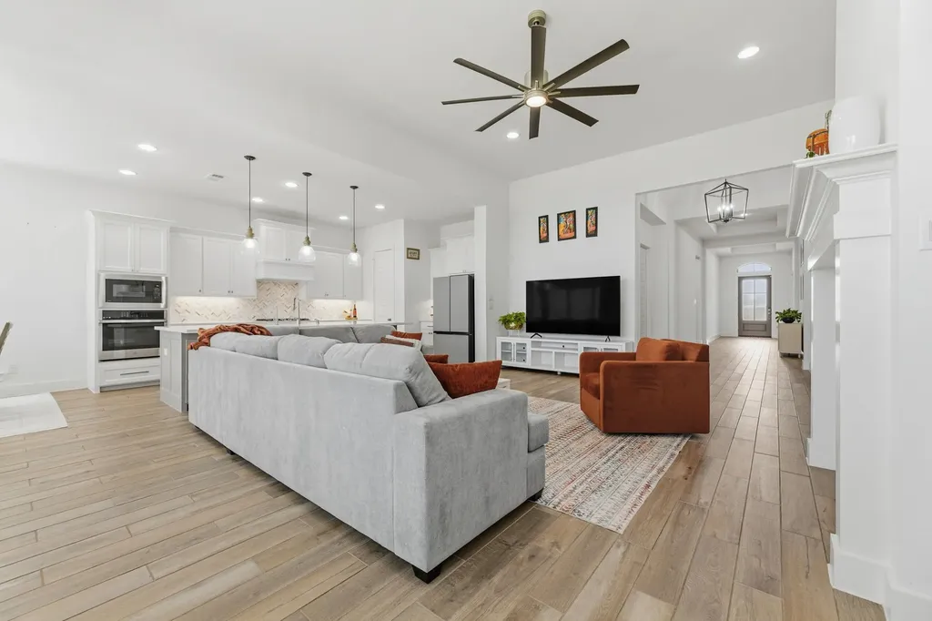 1601 Cygnet Court Van Alstyne TX 75495